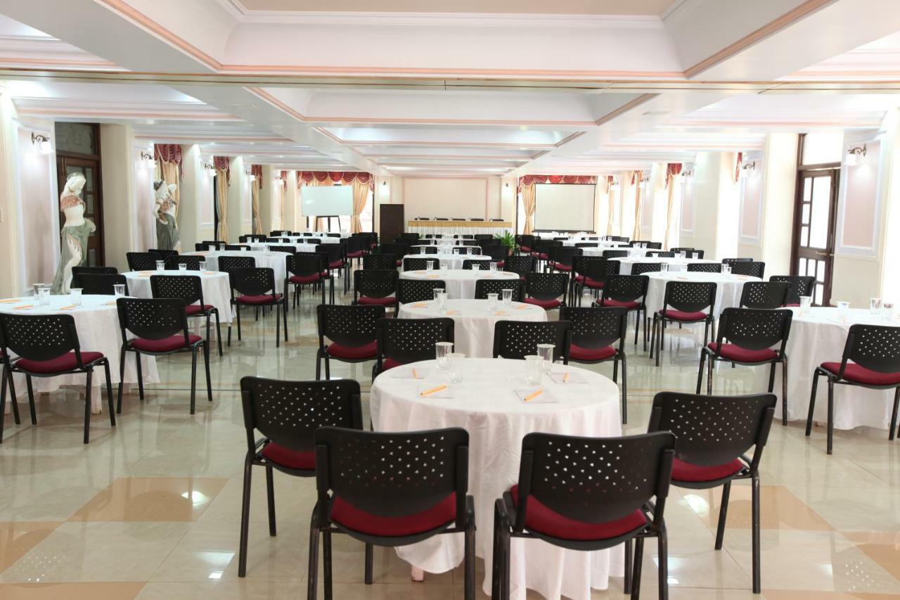 Usha Ascot Ξενοδοχείο Matheran Εξωτερικό φωτογραφία