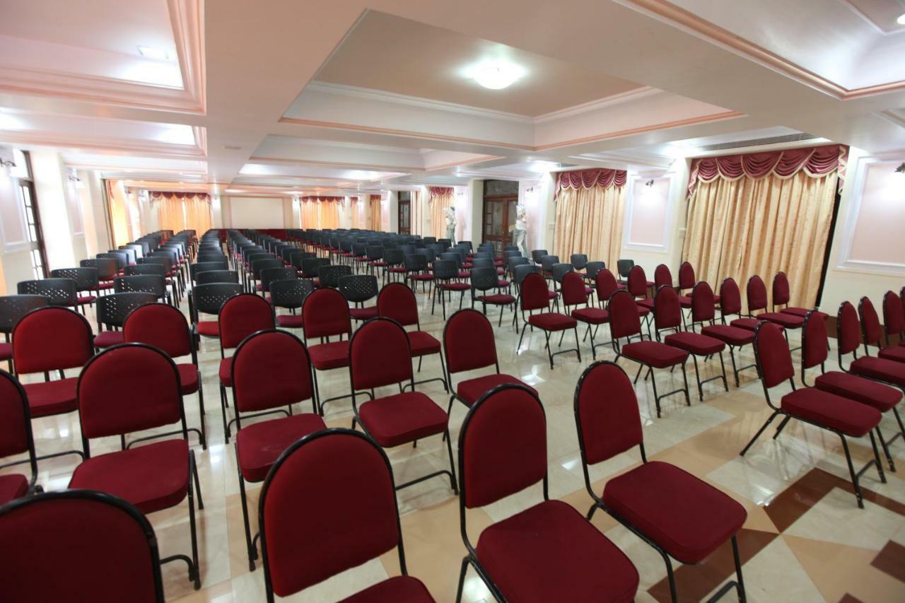 Usha Ascot Ξενοδοχείο Matheran Εξωτερικό φωτογραφία