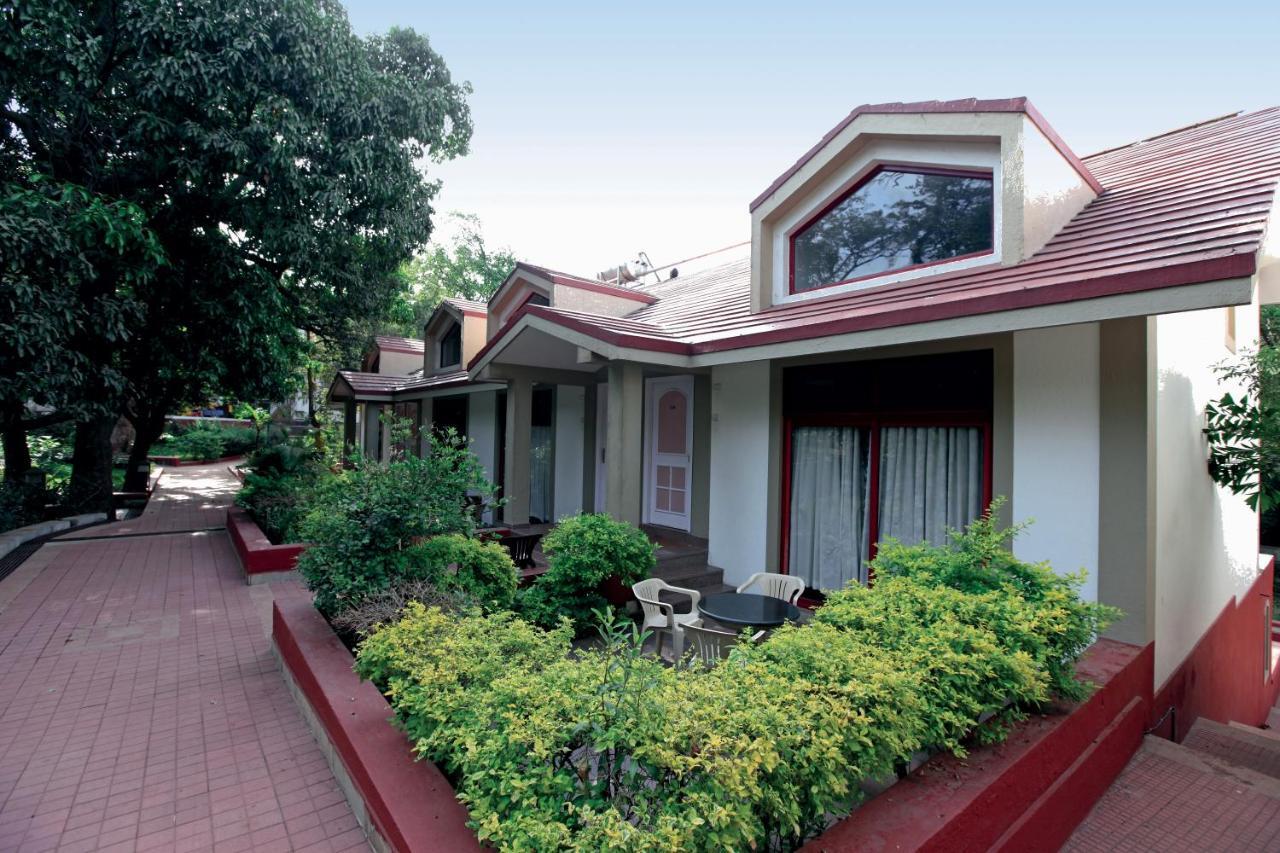 Usha Ascot Ξενοδοχείο Matheran Εξωτερικό φωτογραφία